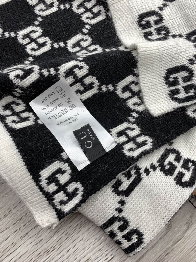 Gucci Caps Scarfs